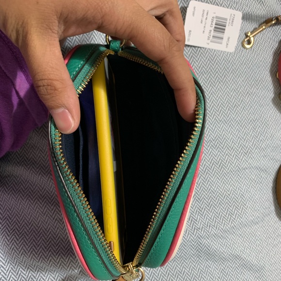 COACH CROSSBODY AND BELT BAG - Picture 3 of 7